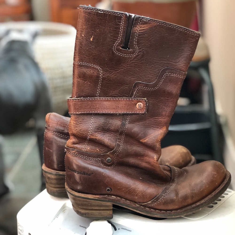 ➳ℂ𝕒𝕥𝕖𝕣𝕡𝕚𝕝𝕝𝕒𝕣 “𝕃𝕚𝕧” Women’s Boots➳ - Picture 2 of 8